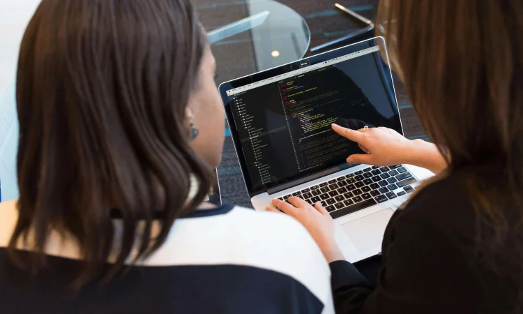 2030-luvun Digital Edgen avaaminen: Kuinka DevOps hallitsee innovaatiomatkaasi